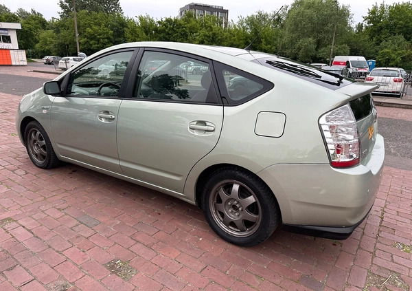 Toyota Prius cena 25000 przebieg: 240000, rok produkcji 2007 z Warszawa małe 631